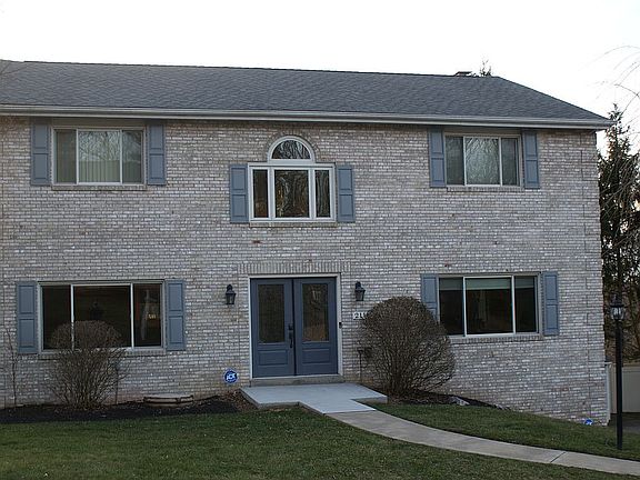 2nd image of 2116 Chris Dr