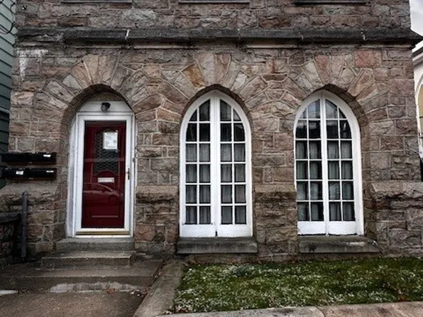 140 E Market Street, 140 E Market St APT 4, Williamstown, PA 17098