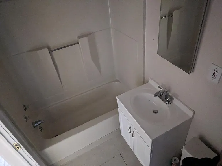 139 Partition St #2L — Photo 12