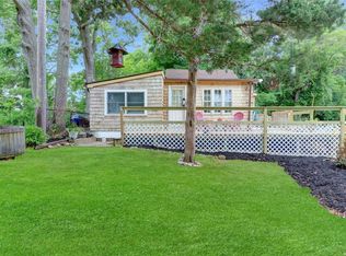 32 Highland Rd, Rocky Point, NY 11778