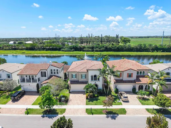 8723 Grand Prix Lane, Boynton Beach, FL 33472