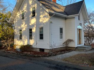 11 Holten St FLOOR 2, Danvers, MA 01923