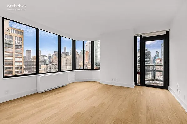 Rented by Sotheby's International Realty | media 34