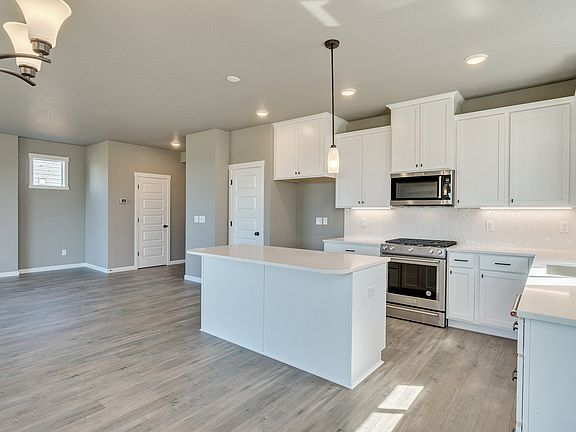 3rd image of 2531 NW 6th Ave #57VIAO