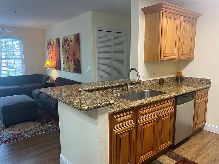 7667 N Wickham Rd #815 — Photo 4
