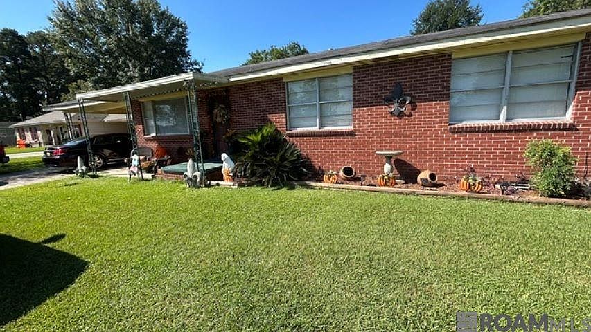 1st image of 1101 Singletary St