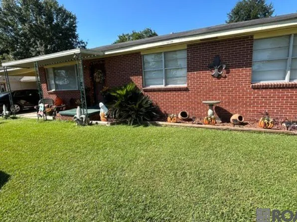 1101 Singletary St, New Roads, LA 70760