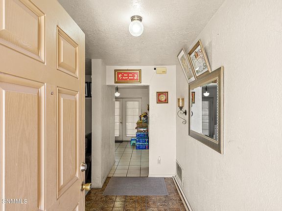 5th image of 3133 Missouri Ave