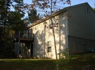 22 Hatchechubee Rd, Palmyra, VA 22963