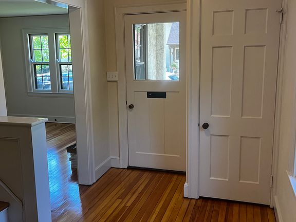 3rd image of 6714 Maple St