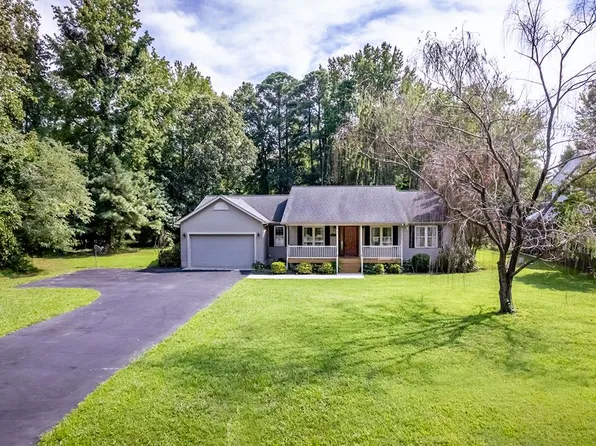 142 Colony Way, Montross, VA 22520