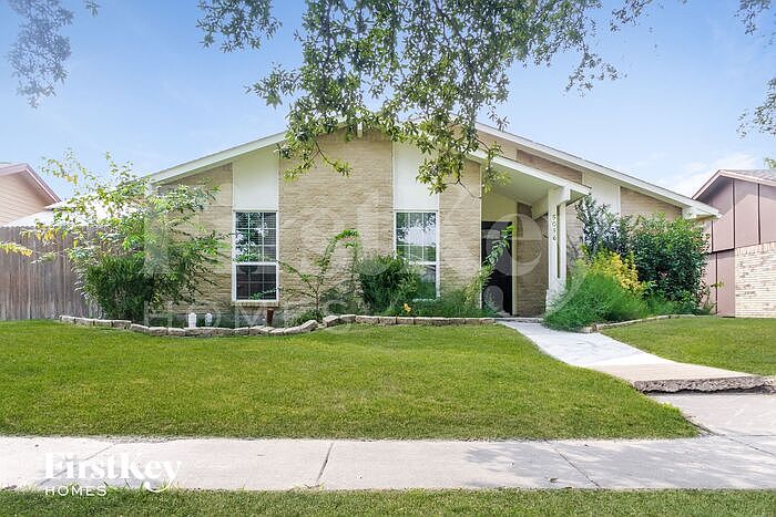 1st image of 5056 Avery Ln