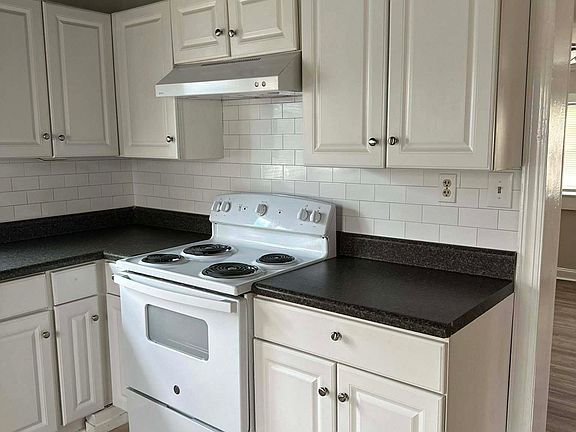 4th image of 6401 Stantonsburg Rd