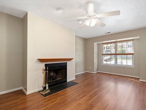 4th image of 1658 Skiffes Creek Cir