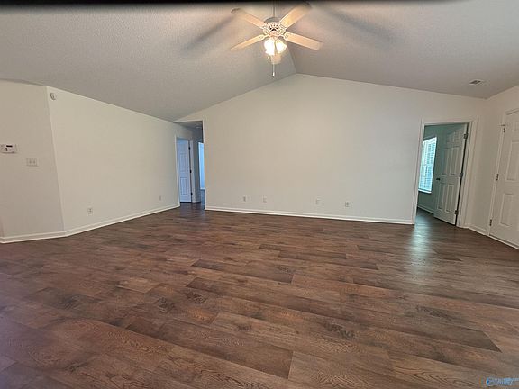 3rd image of 111 Turnstone Ct SW