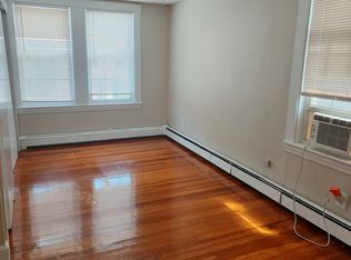 104 Apsley St APT 2, Hudson, MA 01749