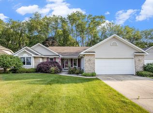 9477 Lightwood Ct, Richland, MI 49083