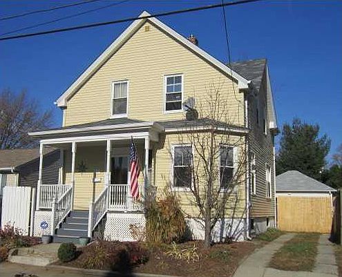 3rd image of 41 Glenwood Ave