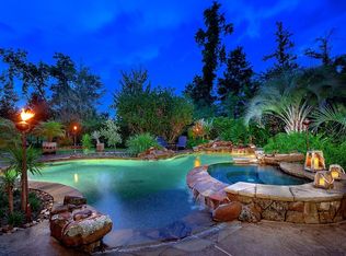 38 N Knights Crossing, The Woodlands, TX 77382