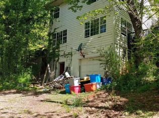 423 Mountain Crest Dr, Clarkesville, GA 30523