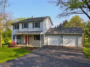 20 Skyline Dr, Easton, PA 18042