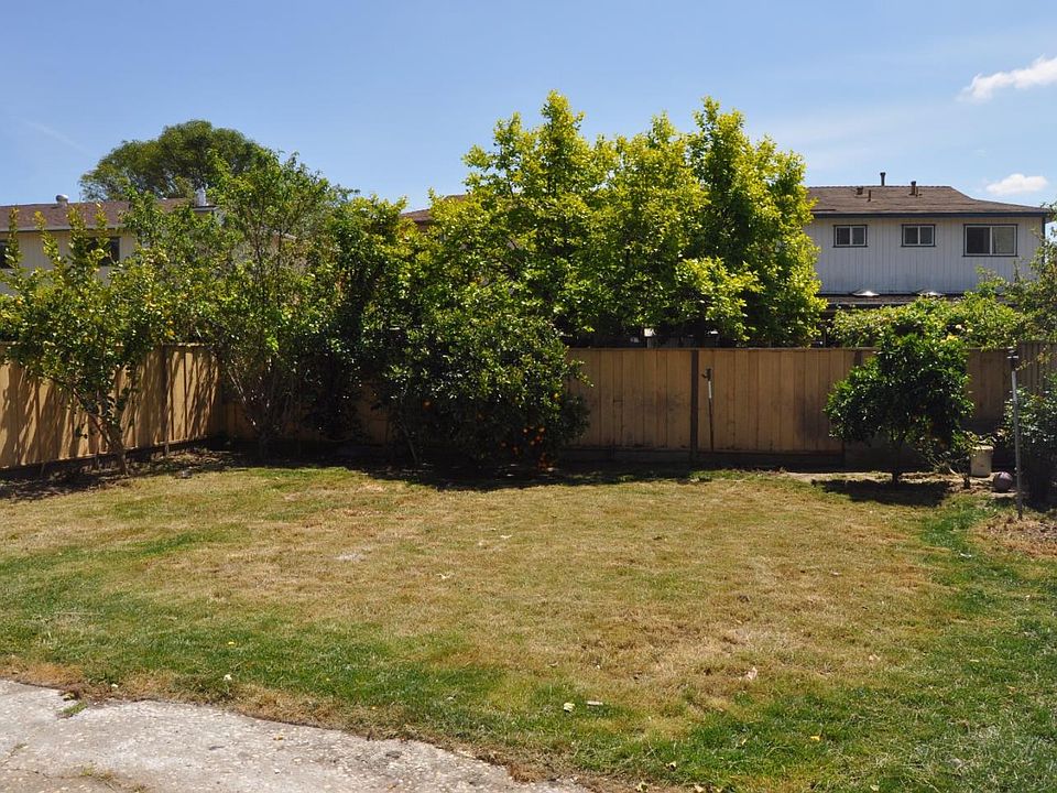2nd image of 1180 Bacchus Dr
