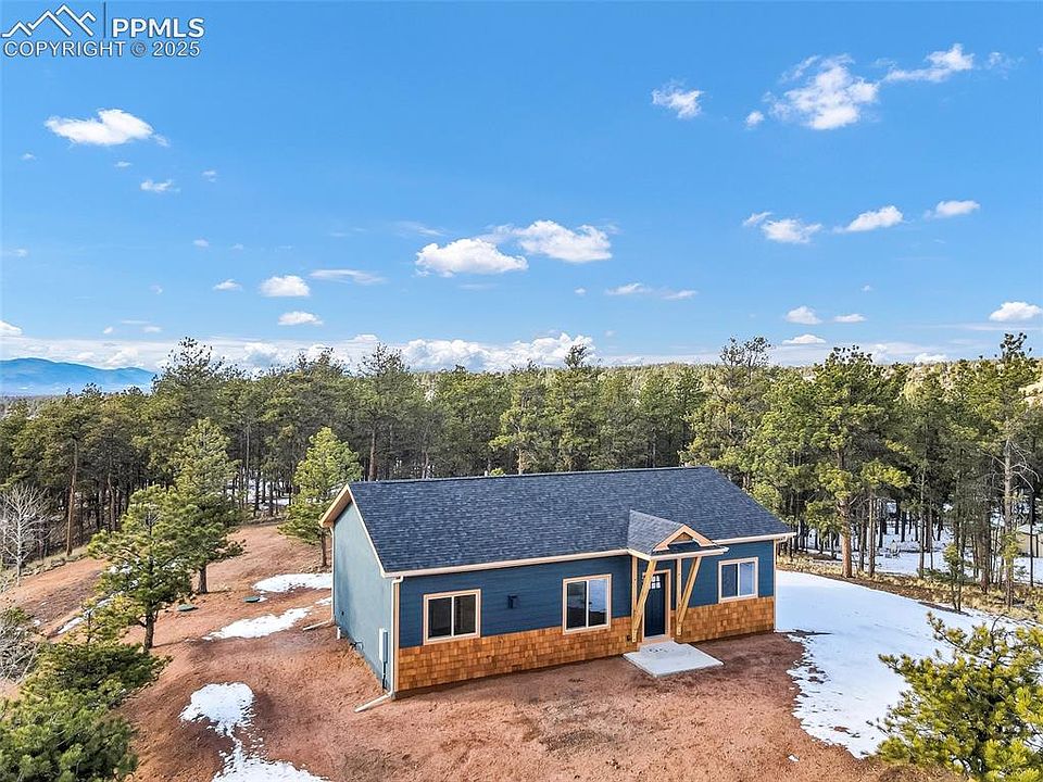 1st image of 2627 Pikes Peak Dr