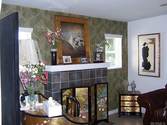 2nd image of 3139 Acacia Ave
