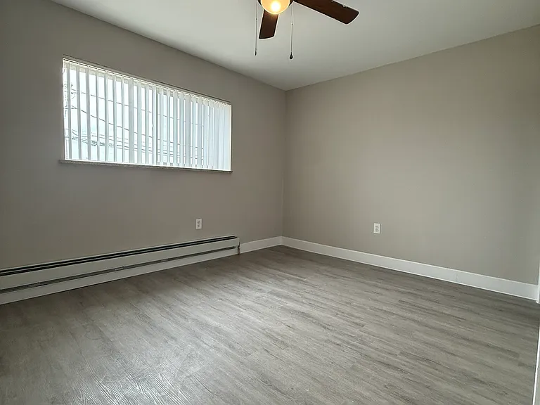 Tailwinds Apartments — Photo 5