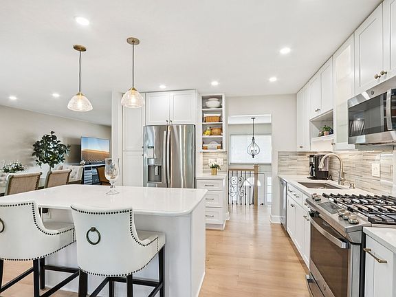 5th image of 1350 Rock Cove Ct