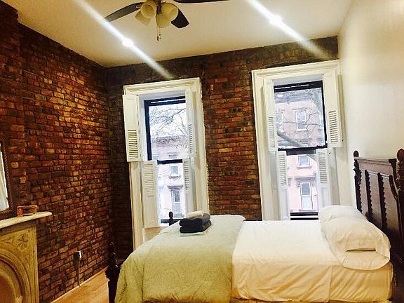 3rd image of 23 Clifton Pl #3