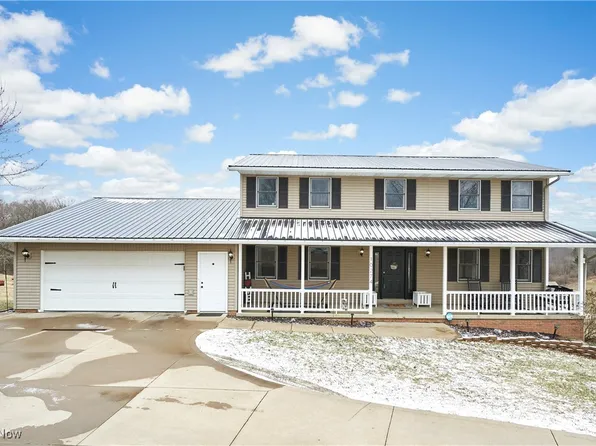 10274 Laurens Dr NE, Bolivar, OH 44612