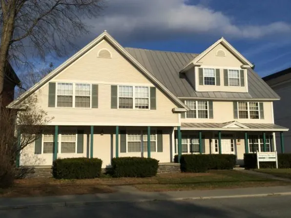 39 S Windsor St, South Royalton, VT