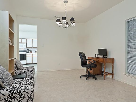 5th image of 1210 Alexandria Ct