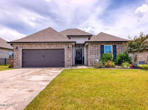 16849 Desmare St, Gulfport, MS 39503