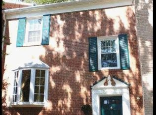 5406 Donnelly Ct, Springfield, VA 22151