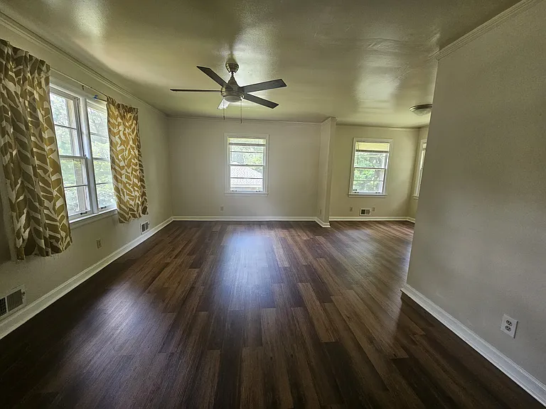 2679 Rollingwood Ln — Photo 5