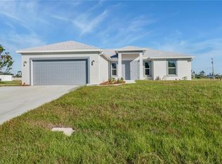 1121 Jacaranda PKWY E, CAPE CORAL, FL 33909