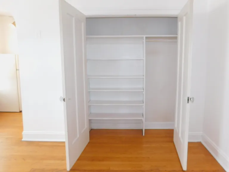 905 Sherman Ave #10 — Photo 3