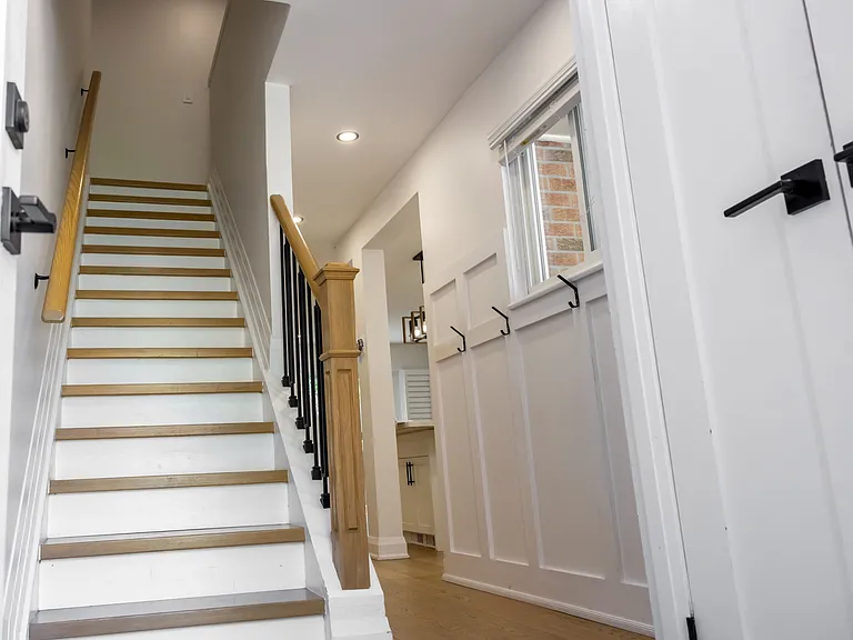 2451 Bridletowne Cir #19 — Photo 4