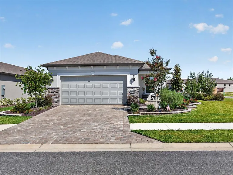 5798 SW 86th Avenue Rd — Photo 1
