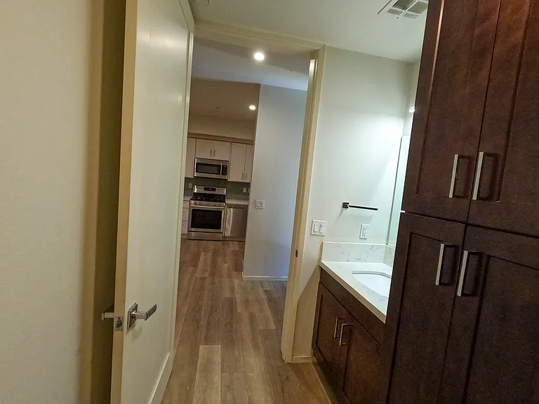 2006 S Corning St #3 — Photo 65