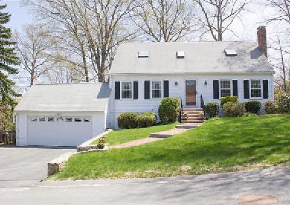 1st image of 16 Sunnyside Ln