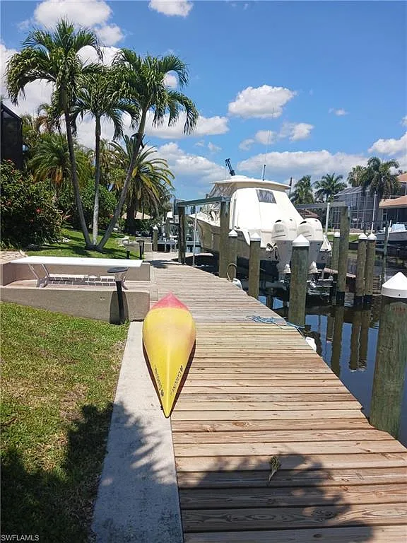 4 bed, 3.5 bath, 3654 sqft, $8,500 — Photo 3