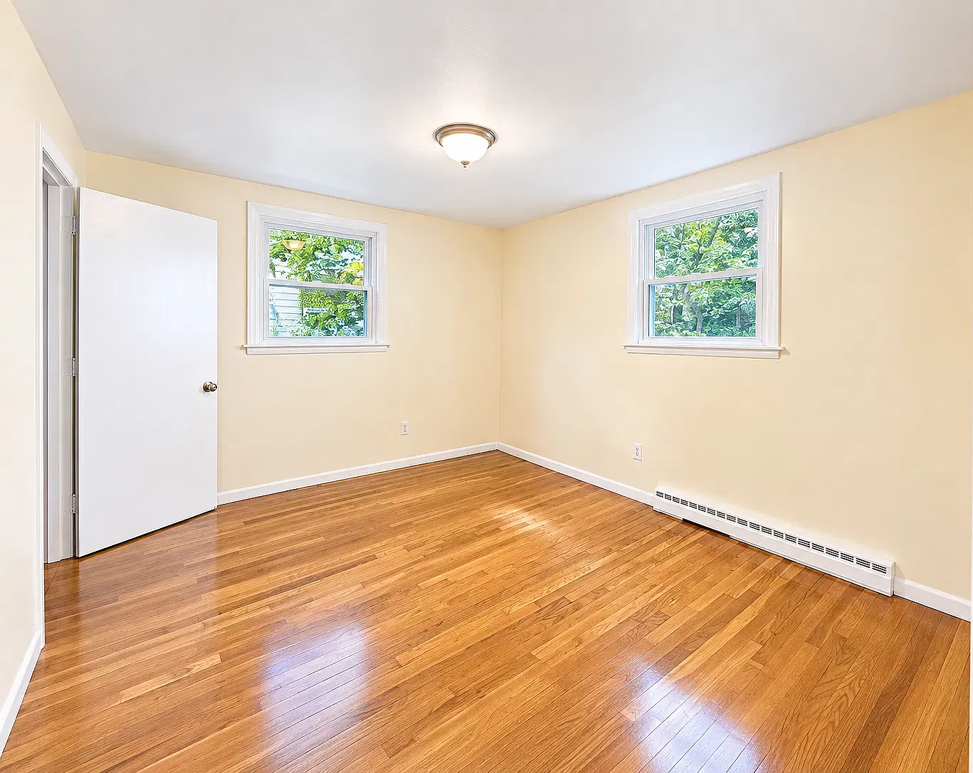 3 bed, 1200 sqft, $2,800 — Photo 4