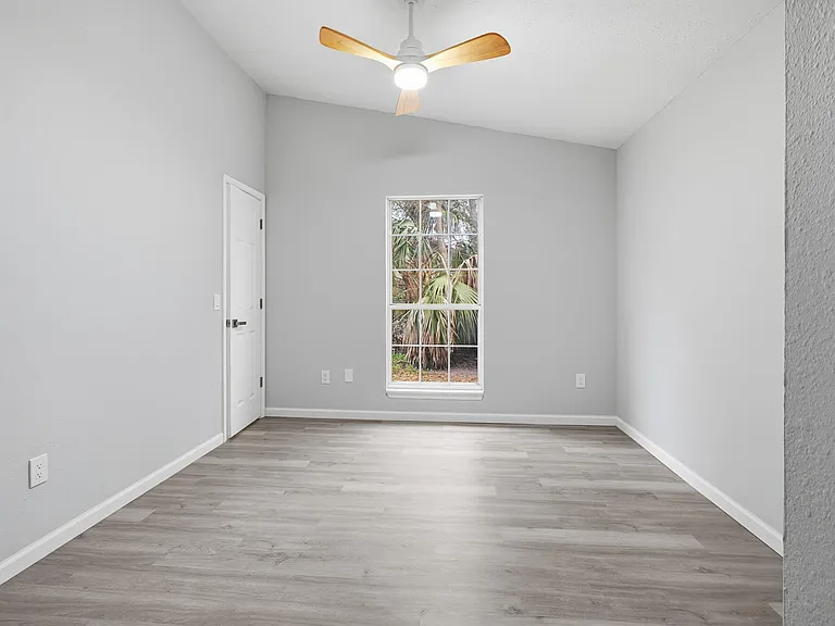 1434 Santa Anita Dr — Photo 23