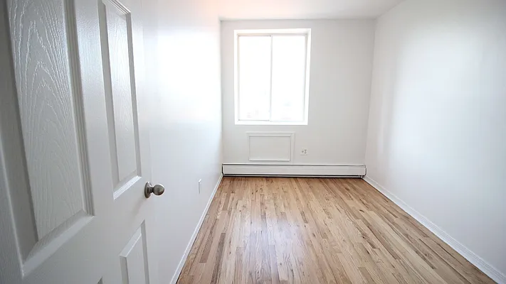 Rented by True Real Estate Group | media 7