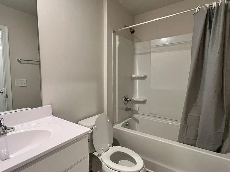 243 Christiana Ln #B — Photo 50