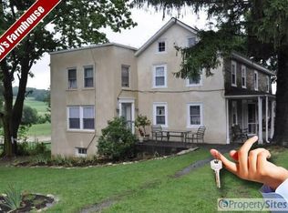 999 Huffs Church Rd, Alburtis, PA 18011