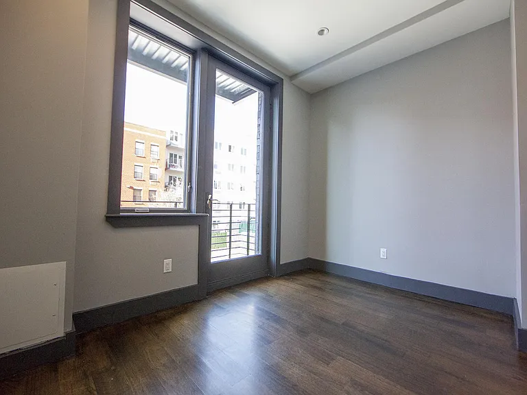 125 Boerum St #4B — Photo 3